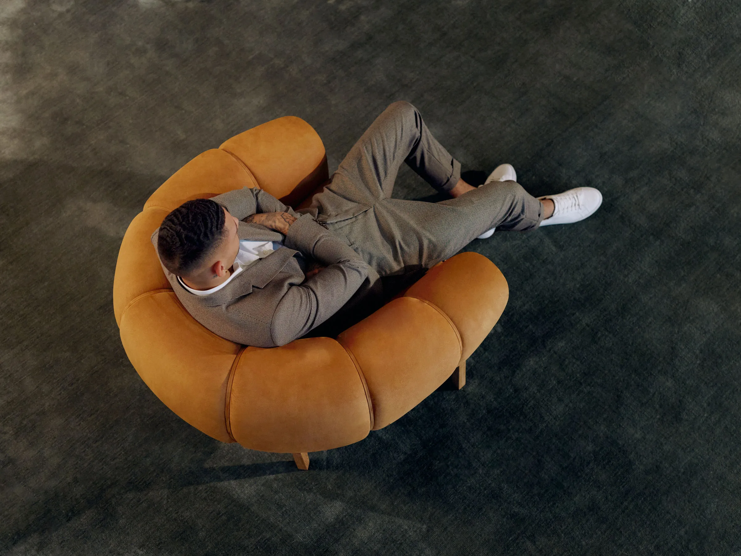 Croissant Lounge Chair